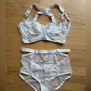 Lonely Lingerie - Lace and Mesh Bridal Lingerie Set